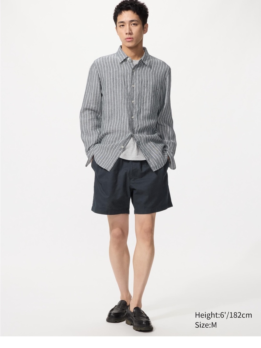 Uniqlo Men's Dark Navy Flat-Front Shorts